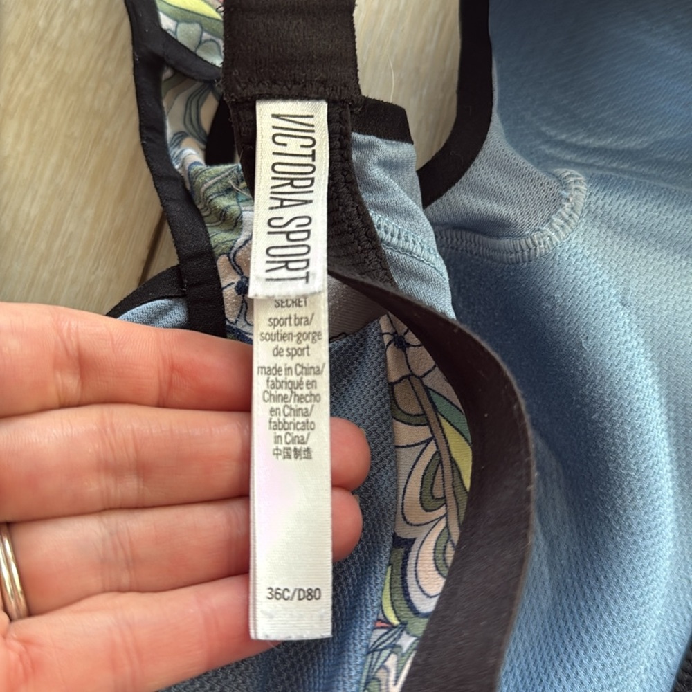 Victoria’s Secret sport bra. 36c.  Boho mod pattern - Picture 2 of 2